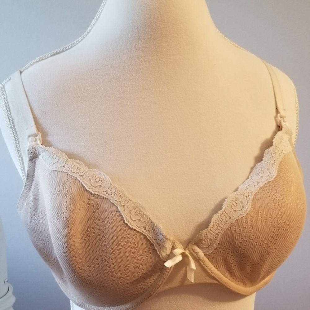 Cream & beige lace nursing bra